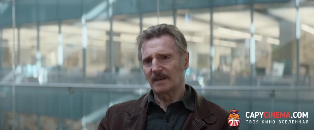 Скриншот из кинокартины: Профессионал (2024)